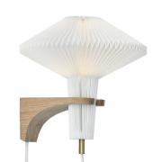 LE KLINT The Mushroom væglampe med egetræ