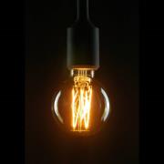 Segula LED-globepære E27 G80 5W 2.200K guld dæmpbar