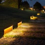 OLEV Step Line LED-sokkellampe, rustbrun