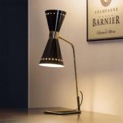 Stilnovo bordlampe Megafono, sort, højde 62 cm, metal