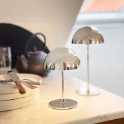 Dyberg Larsen LED-bordlampe Along, kromfarvet, 20 cm