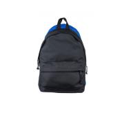 Stilfuld sort og blå canvas rygsæk