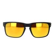 Stilfulde solbriller med klassisk og moderne design