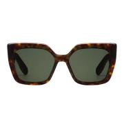 Moderne firkantede solbriller med skildpaddeeffekt og grønne linser