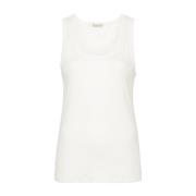 Sleeveless Tops