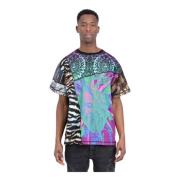 Multifarvet T-shirt med synlige sorte syninger