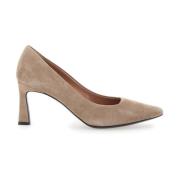 Beige Ruskind Pumps med Spids Tå