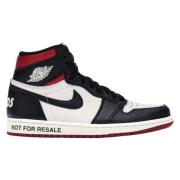 Retro High Limited Edition Sneakers