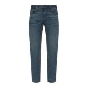 J06 slim type jeans