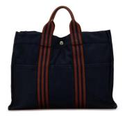 Pre-owned Canvas totes