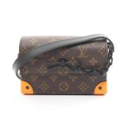 Pre-owned Coated canvas louis-vuitton-tasker