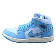 Ice Blue Mid SE Sneakers