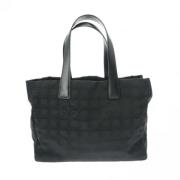 Pre-owned nylon chanel-tasker