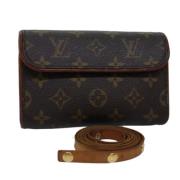 Pre-owned Canvas louis-vuitton-tasker