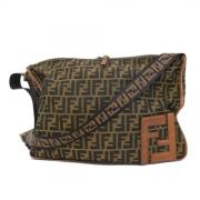 Pre-owned nylon fendi-tasker