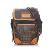 Pre-owned Canvas crossbody-tasker