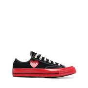 Sorte Bug-Eyed Heart Sneakers