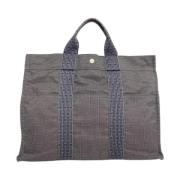 Pre-owned Canvas totes