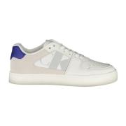 Sporty hvide sneakers med kontrastdetaljer