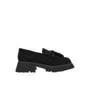 Tassel platform loafer