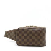 Pre-owned Canvas louis-vuitton-tasker