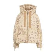 Beige Quiltet Dunjakke med Paisley Bandana Mønster