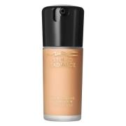 Mac Cosmetics Studio Radiance Serum-Powered Foundation NW22 30 ml