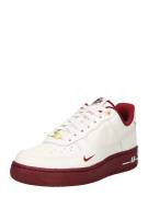 Nike Sportswear Sneaker low 'AIR FORCE 1 07 SE'  rød / hvid
