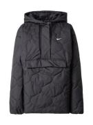 Nike Sportswear Overgangsjakke 'Essential'  sort / hvid