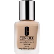 Clinique Superbalanced Makeup CN 70 Vanilla