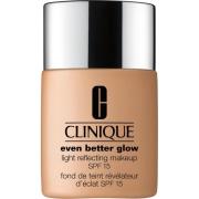 Clinique Even Better Even Better Glow Light Reflecting Makeup SPF