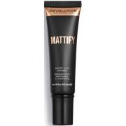 Makeup Revolution Matte & Fix Mattify Primer