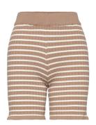 Sira Shorts A-View Patterned