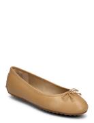 Jayna Nappa Leather Driver Flat Lauren Ralph Lauren Beige