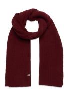 Unisex. Shield Wool Knit Scarf GANT Red