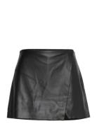 Leather-Effect Culottes Mango Black