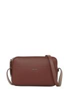 Ck Business Camera Bag_Saffiano Calvin Klein Brown