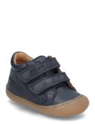 First™ Sport Velcro Shoe Pom Pom Navy