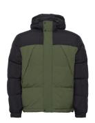 Durable Water Repellent Puffer Jacket Black/Black Forest Green Timberl...