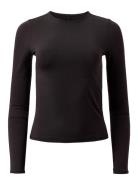 Reset Fitted Long Sleeve Tee Girlfriend Collective Black