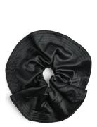 Pcnina Scrunchie D2D Pieces Black