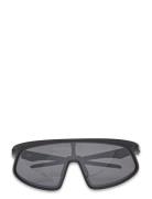 Rslv OAKLEY Black