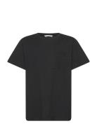 Patch Pocket T-Shirt Mango Black
