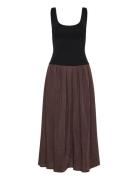 A-Line Dress Mango Black