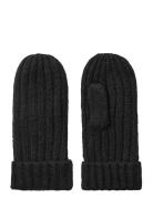 Sc-Selana Soyaconcept Black