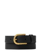 Ebba Saddler Black