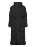 Lr-Mona Levete Room Black