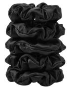 Yuaia 5-pak Soft Satin Scrunchies Medium Black   5 stk.