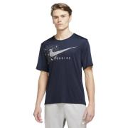 Nike Dri Fit Miler Run Division Flash T Shirt L - T-shirts hos Magasin