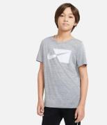 Nike Core T Shirt 137-147 / M - T-shirts hos Magasin